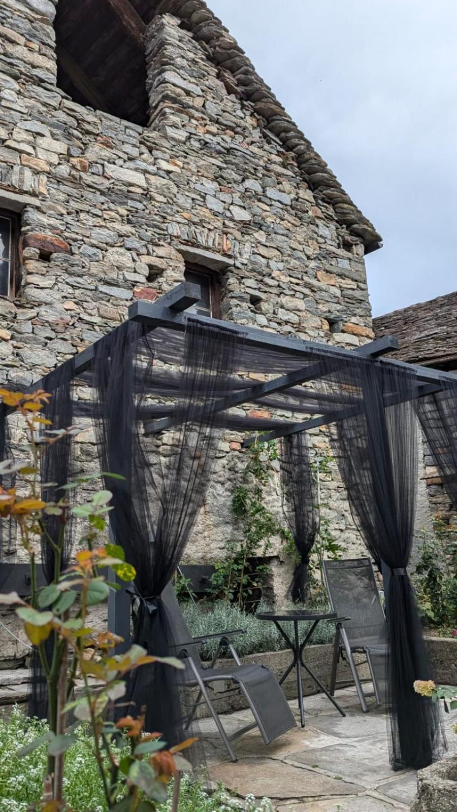 La Via Del Sale Accommodations Holidays Domodossola Exterior foto