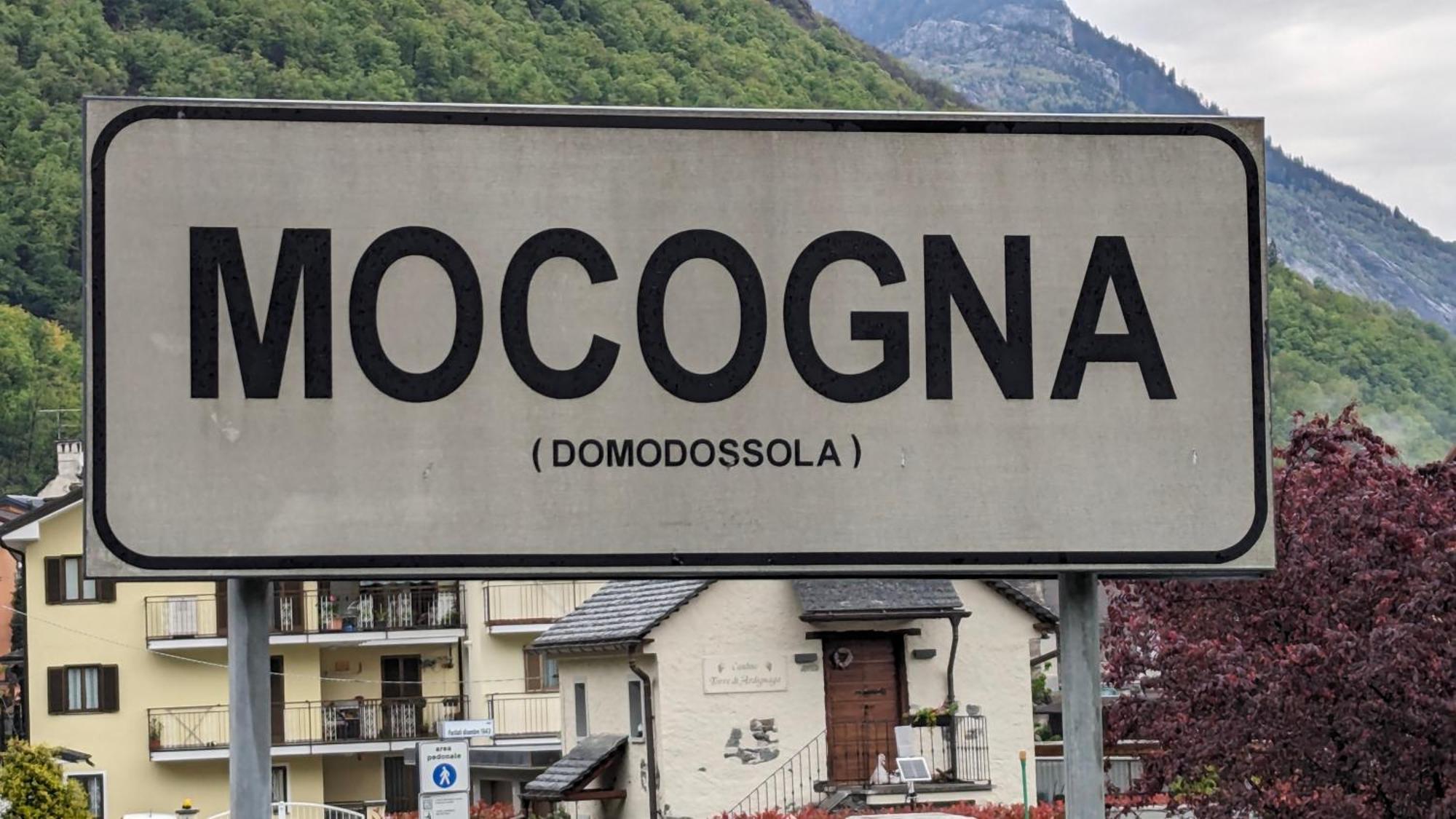 La Via Del Sale Accommodations Holidays Domodossola Exterior foto
